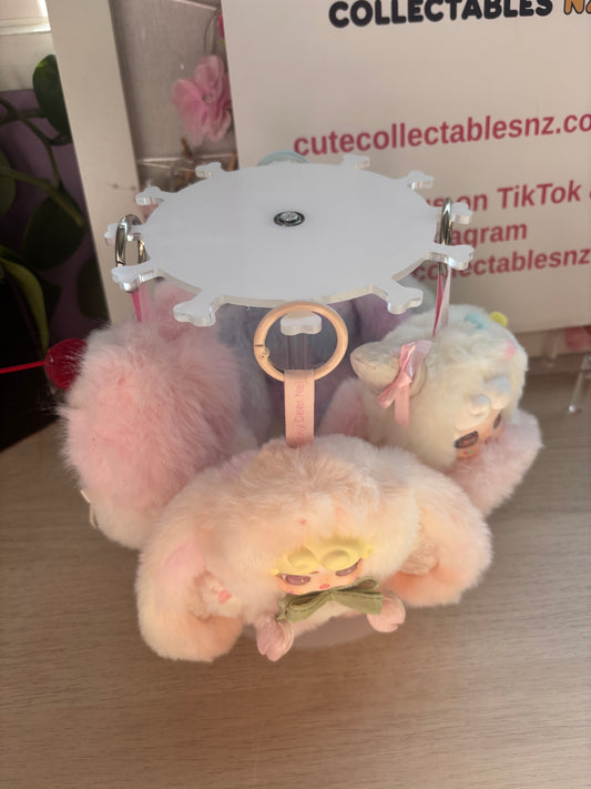 Turning Plush Display