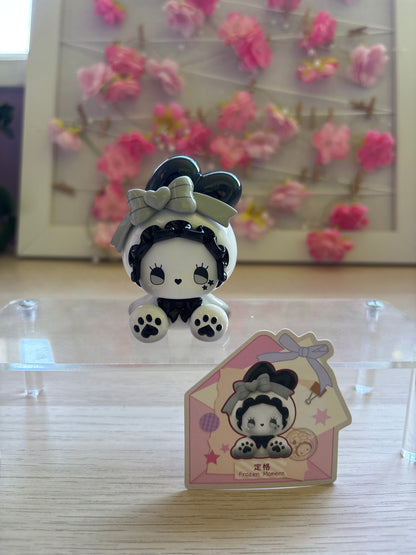 Emma - Bunny Collector Debut V2 Blind Box