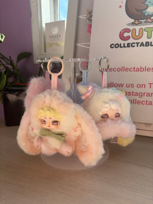 Turning Plush Display